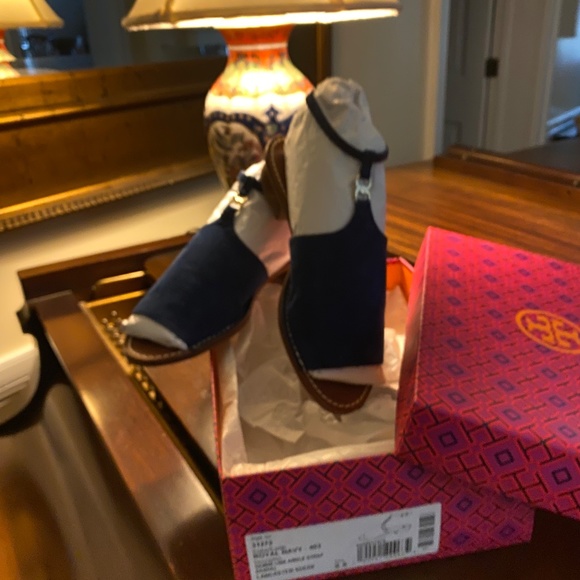 TROY BURCH ROYAL NAVY SUEDE SANDALS SIZE 9.5 - Picture 6 of 6